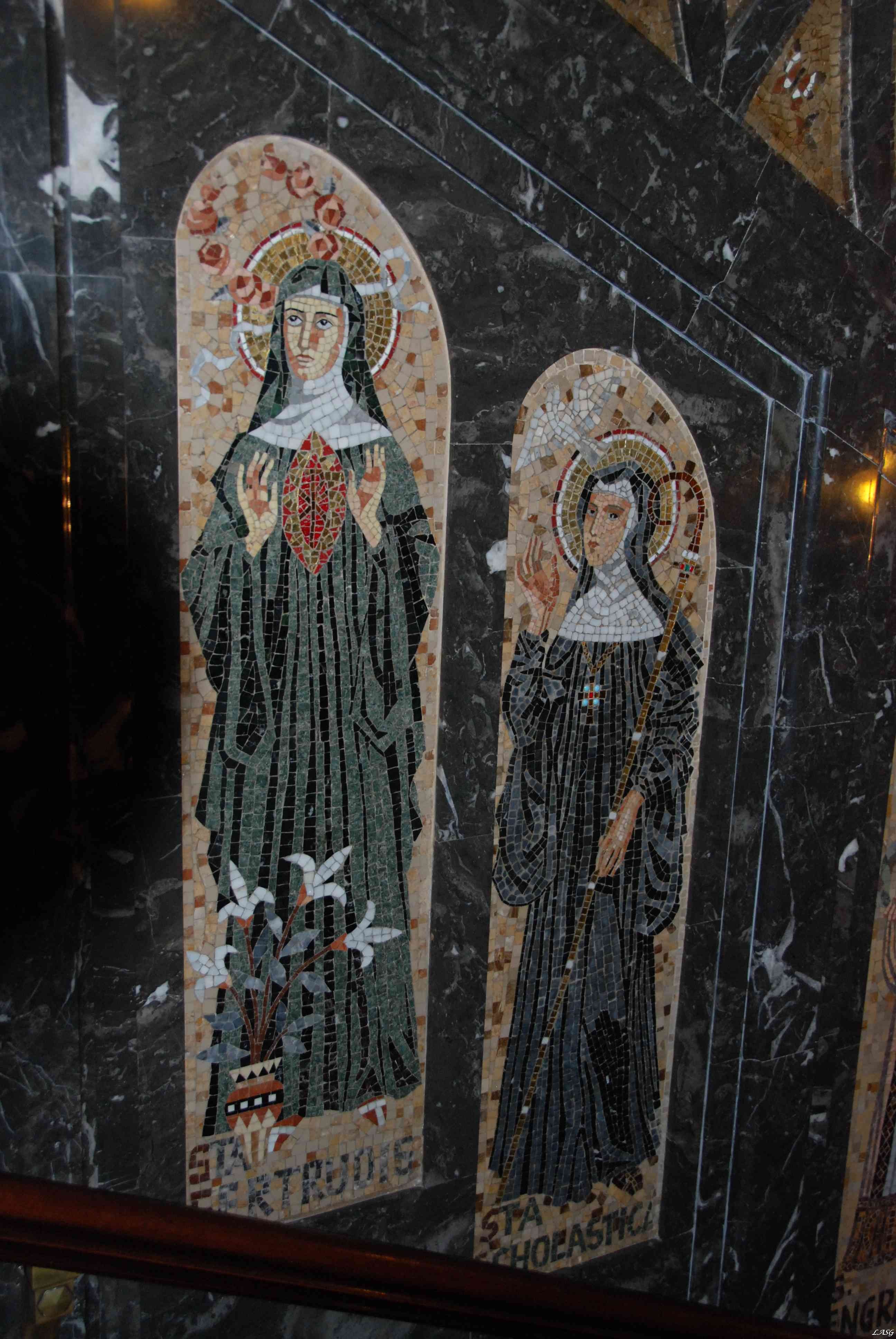 Montserrat - Szent Gertrud és Szent Skolasztika