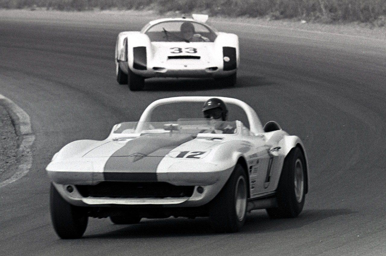 1963-chevrolet-corvette-grand-sport-1.jpg