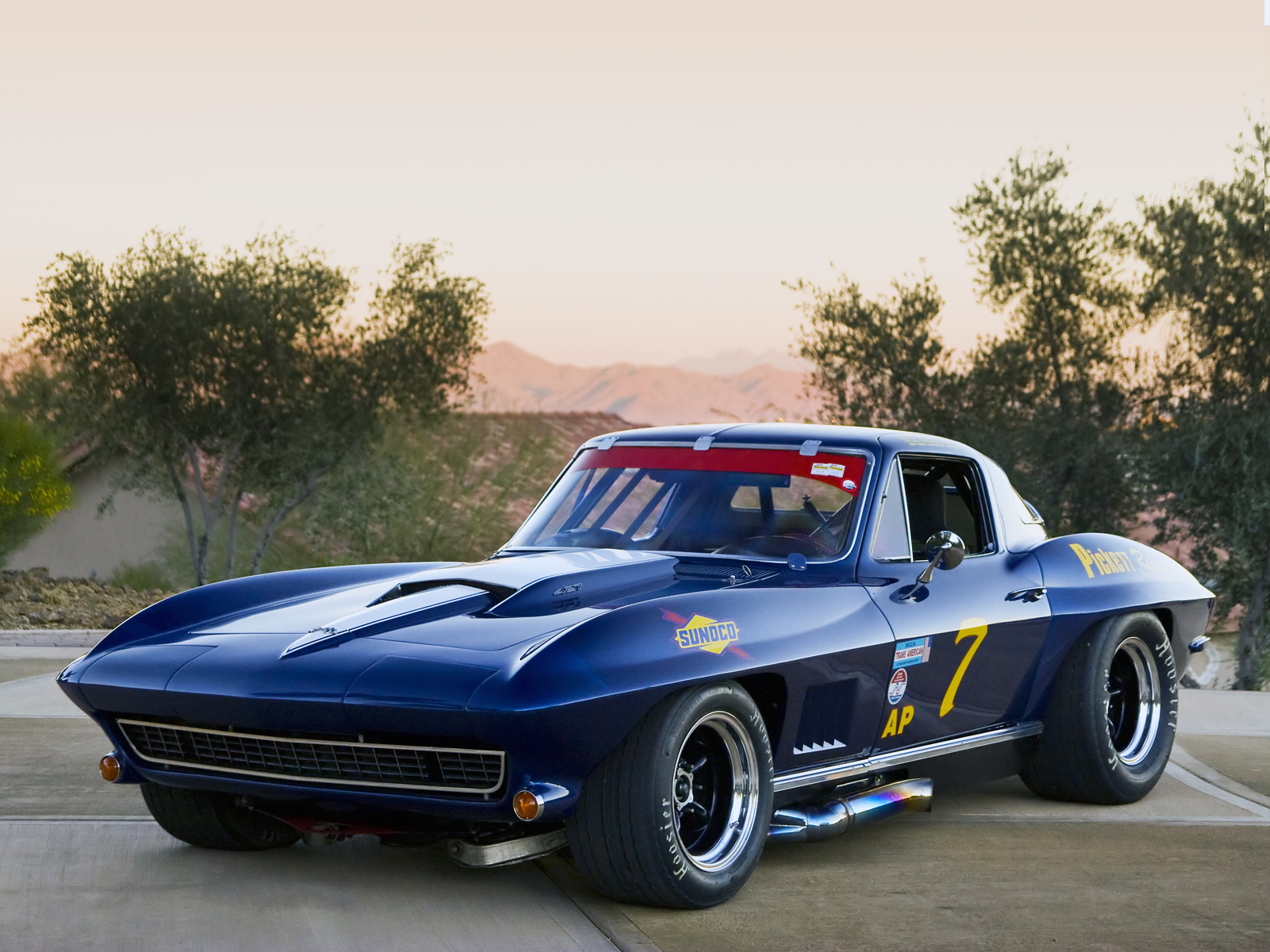 corvette-stingray-l88-1.jpg