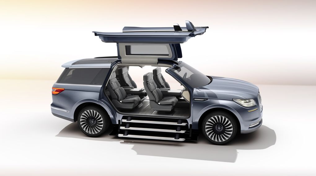 lincoln-navigator-2017-lauren-blog-1.jpg