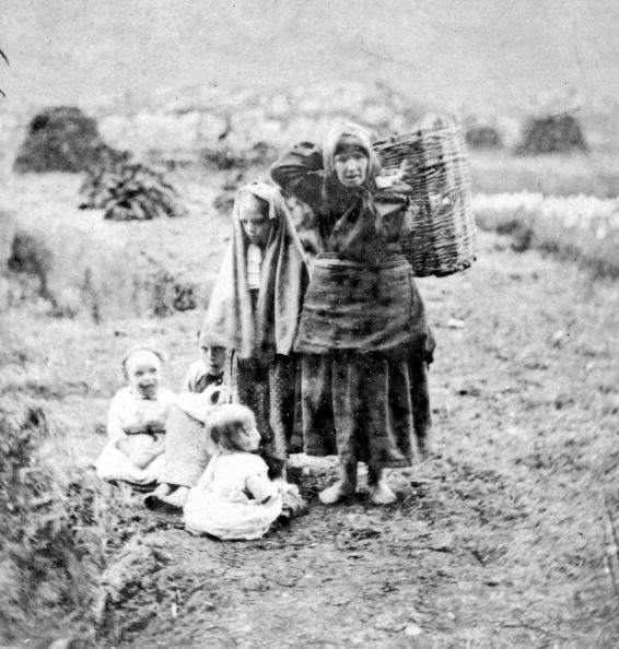 mothers_1890.jpg