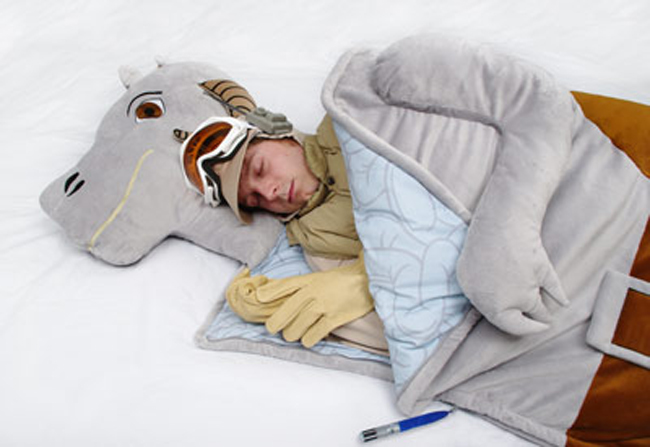 sw-tauntaun-sleep.jpg