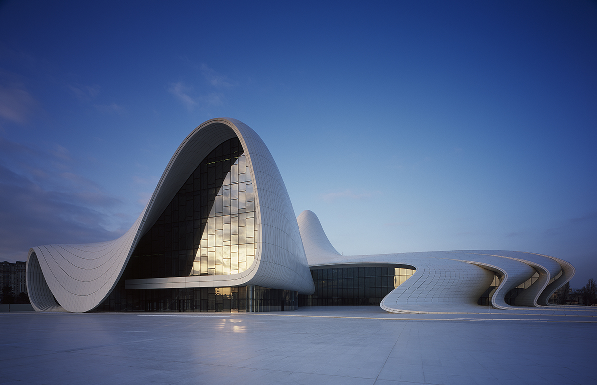 zaha-hadid-heydar-aliyev-centre-1.JPG