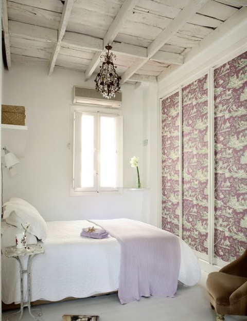 delicate-home-decor-ideas-with-lavender-27.jpg