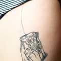 Leány teásfilterben. Köszi a lehetőséget @sink_in_coffe ♥️
.
.
.
#tattoo #tattooing #tatt #ink #teabagtattoo #simple #minimalisttattoo #minimaltattoo #blacktattoo #blackandwhite #girltattoo #girlinateabag #tetoválás #tattooyourfriends #tattooexchange #tattooist #bodyart #bodyarttattoo #dailytattoo #tattoooftheday #totd