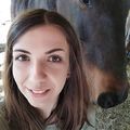 Pose with horse
.
.
.
#horse #horsekeeping #countryside #countrysidelife #goodweather☀️ #sunnyday #happy #holiday #selfie #pierced #pircedgirl #brownhair #goldpiercing #girlphoto #potd #hungariangirl