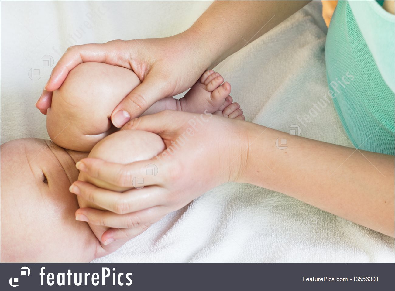 baby-massage-stock-photo-2556301.jpg