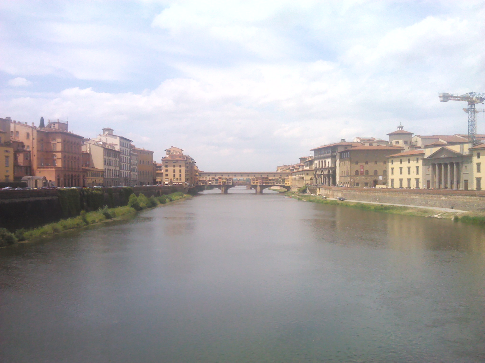 Firenze, Ponte Vecchio oldalról.jpg