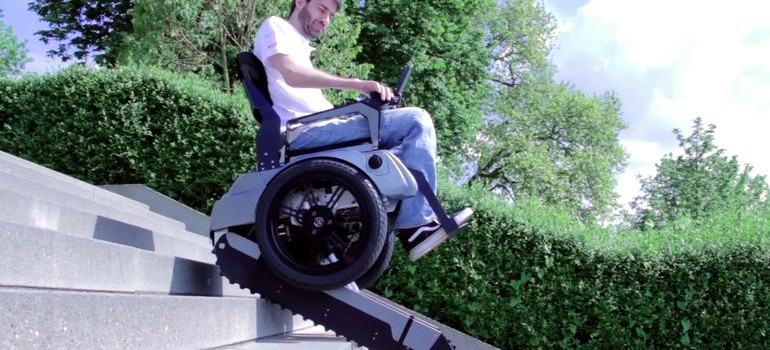 scalevo-wheelchair-can-climb-stairs-770x350.jpg