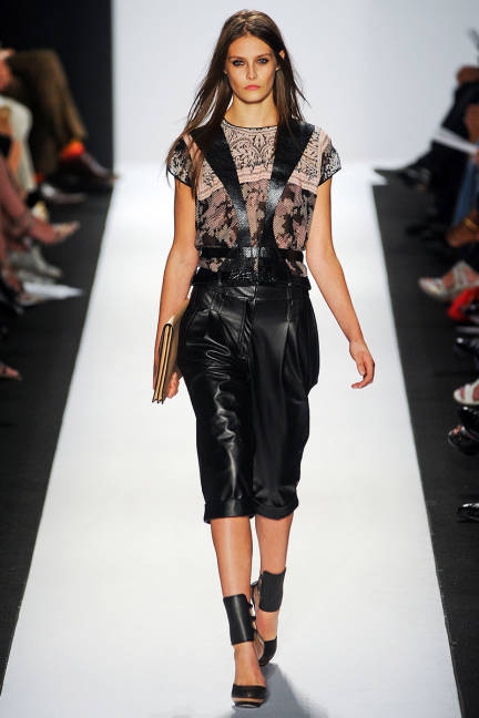 04-elle-bcbg-max-azria-spring-2013-rtw-016-de-lgn.jpg