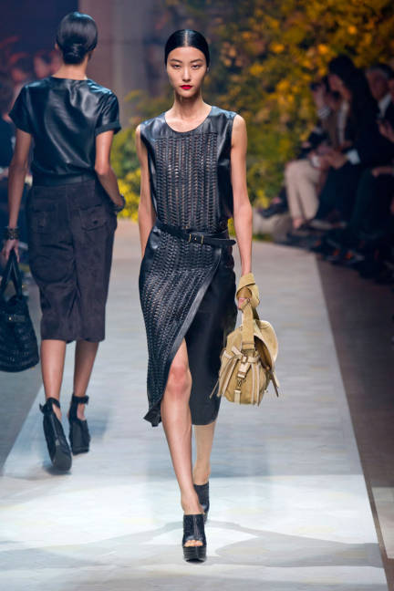 05-elle-loewe-spring-2013-rtw-21-de-lgn.jpg