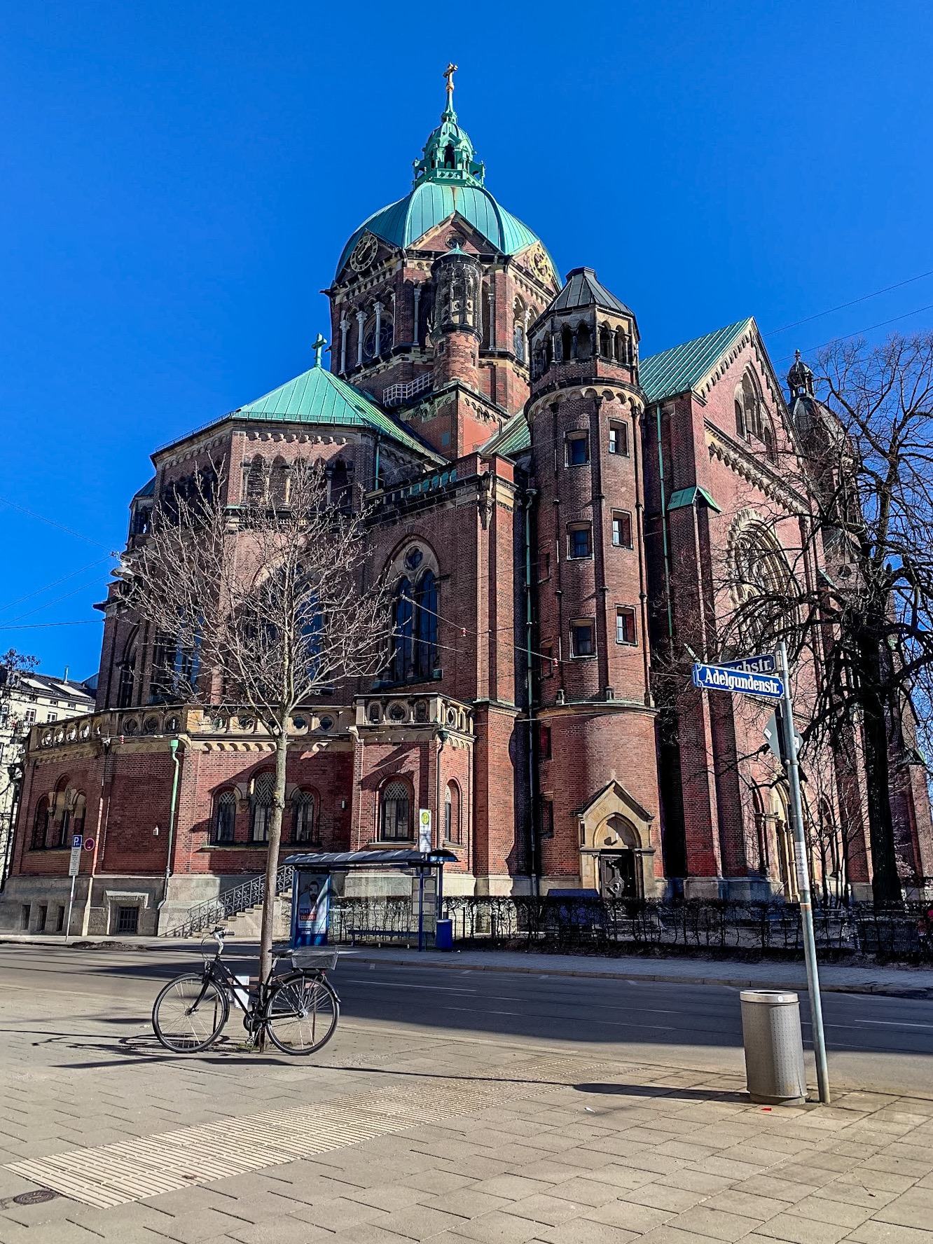 St. Lukas templom / St. Lukas church