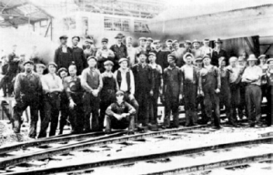 hungarian_and_slovak_workers_in_pennsylvania-300x192.png