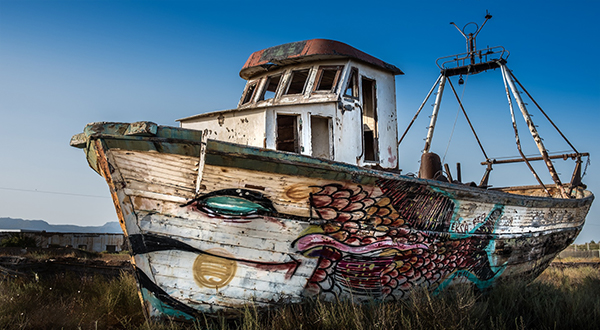 abandoned-ship-2441469_1920.jpg