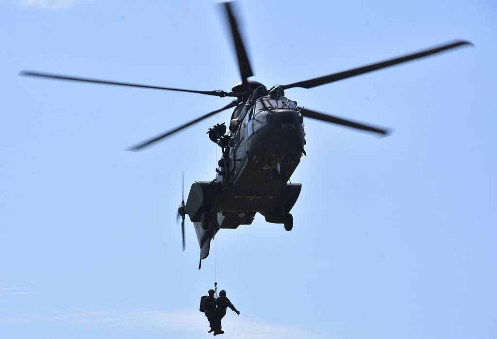 250715_szn_osszes_h225m_heli_2.jpg