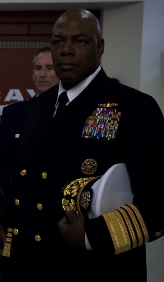 admiral_jolnes_earth-199999_from_marvel_s_agents_of_s_h_i_e_l_d_season_1_22.jpg