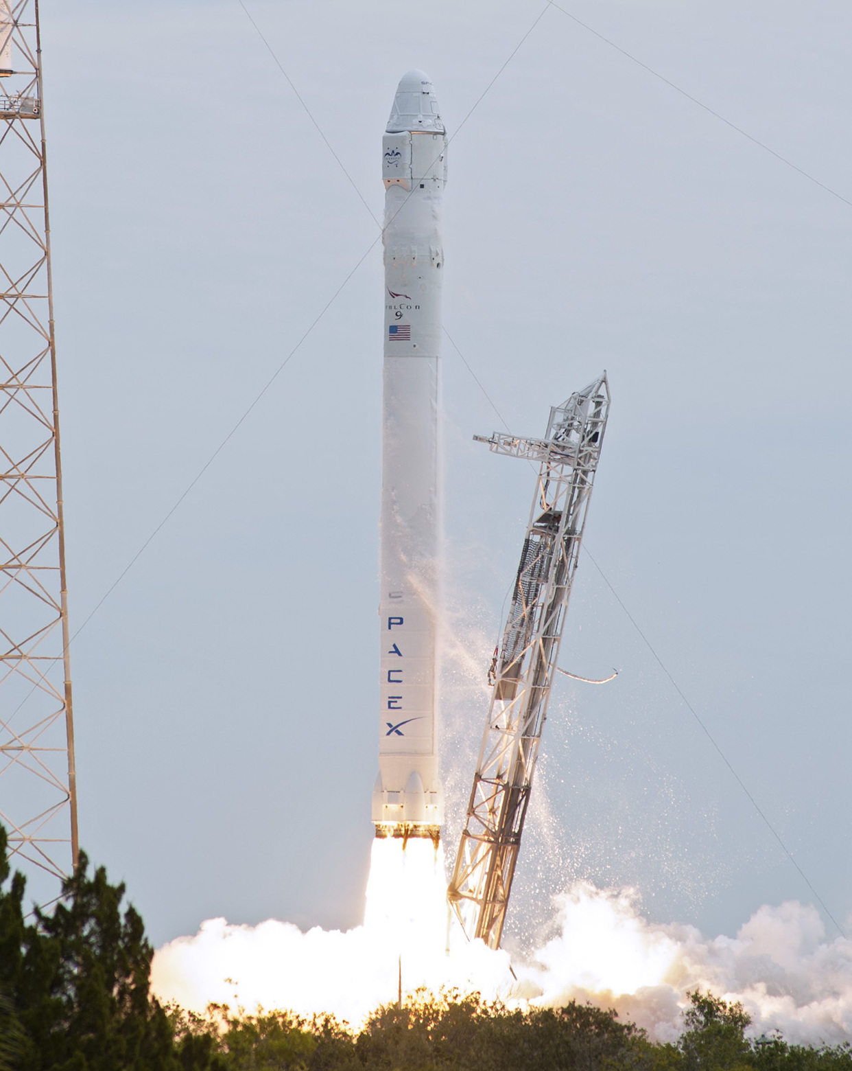 spx_crs-2_launch_further_cropped.jpg