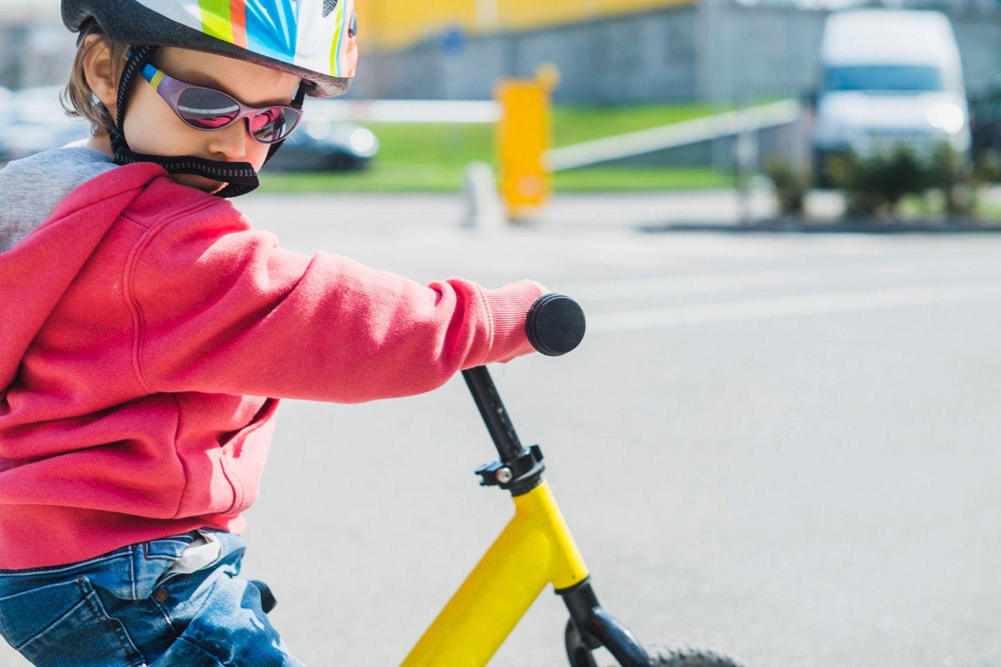 child-riding-bike-outside_freepik.jpg