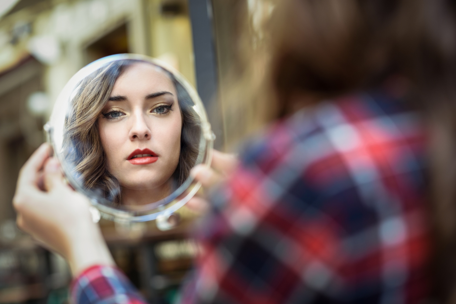 woman-looking-mirror_javi_indy_freepik.jpg