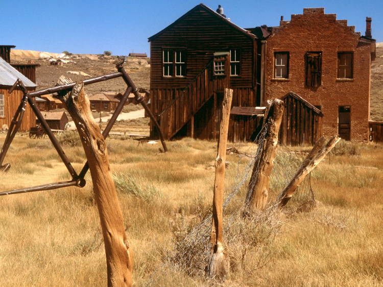 mystifying-ghost-towns-bodie-1.jpg
