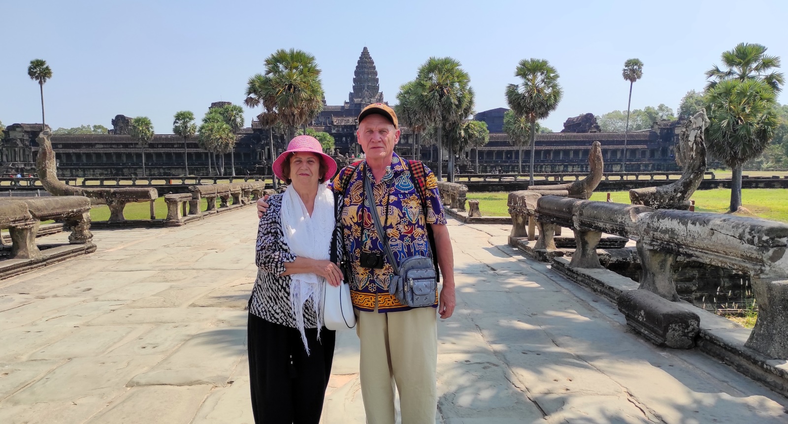 4_angkor_wat_elott.jpg