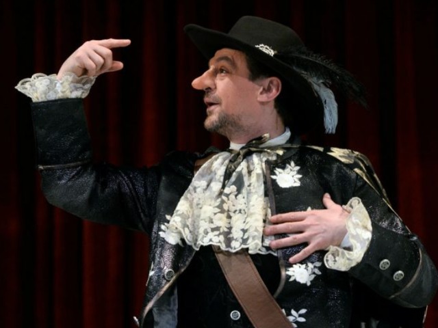A miskolci Cyrano lett a legjobb előadás a Vidéki Színházak Fesztiválján