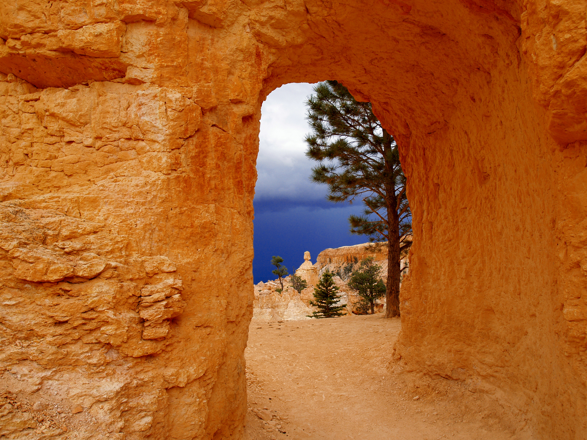 bryce-canyon-2-1391681.jpg