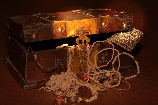 treasure-chest-619762_640.jpg