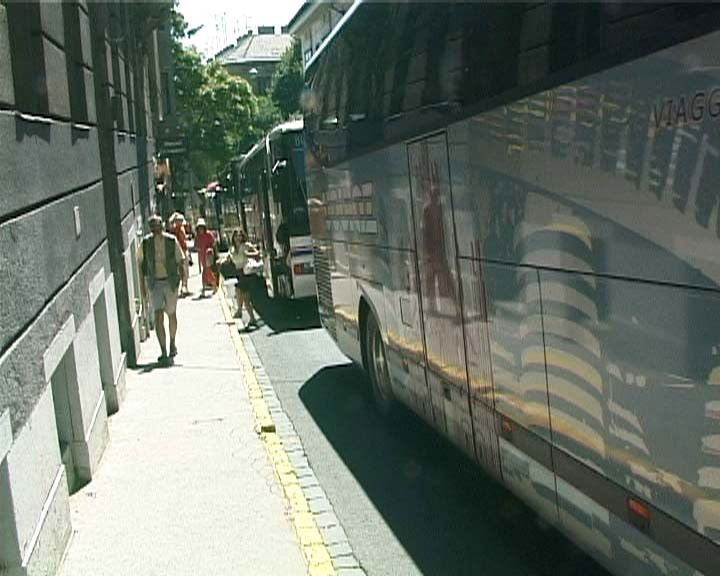 buses2.jpg