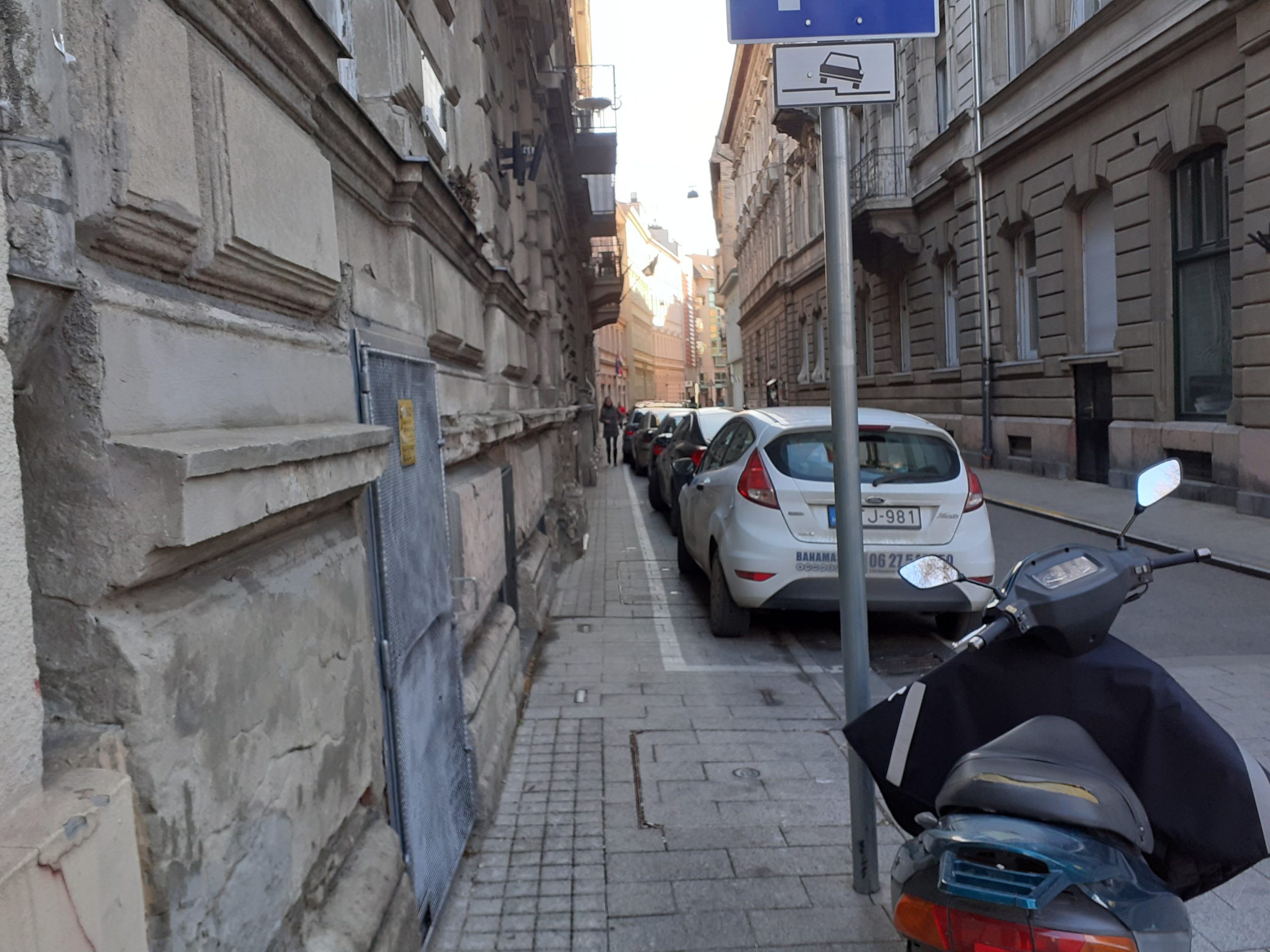 parkolas-budapest-scaled.jpg