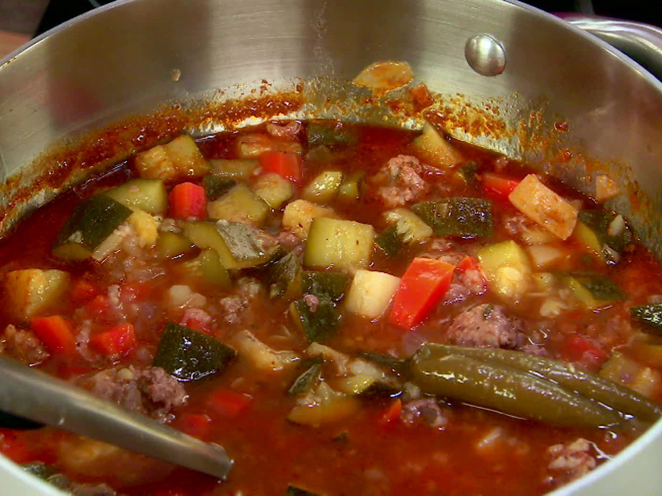 vm0313h_mexican-meatball-soup_s4x3.jpg