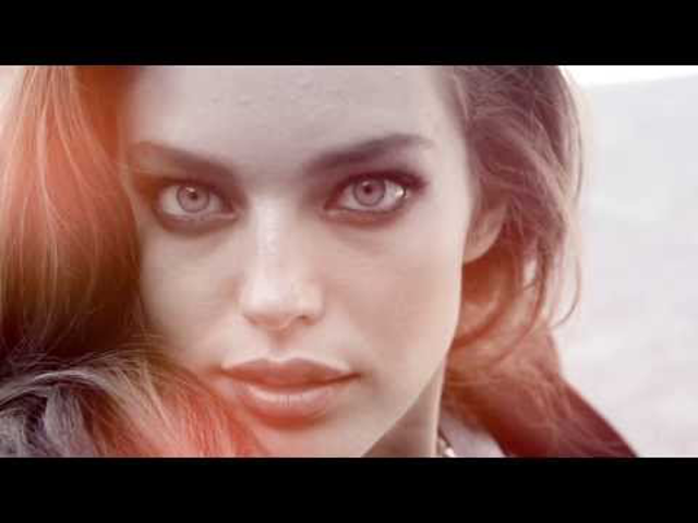 Az idei első Calzedonia videoklip – a gyönyörű Emily Didonato közreműködésével