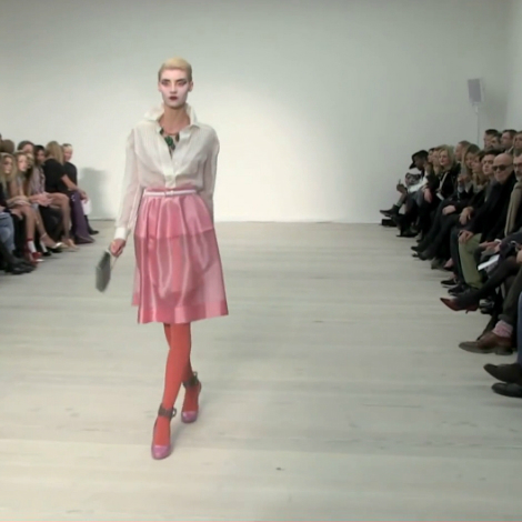 Vivienne Westwood női összeállítás - szoknya blúz divat 2014