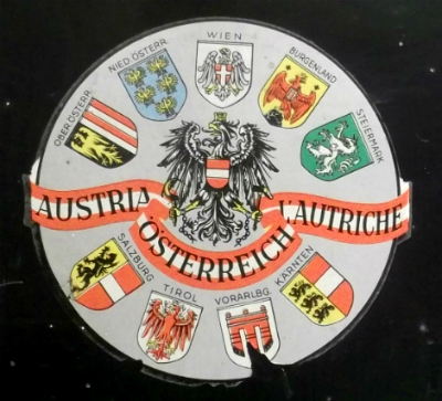 Austria bőröndcímke - bőrönd matrica - egy a tizenkettő közül