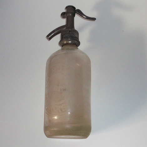 Régi szódásüveg Ecker soroksári szikvízgyárából