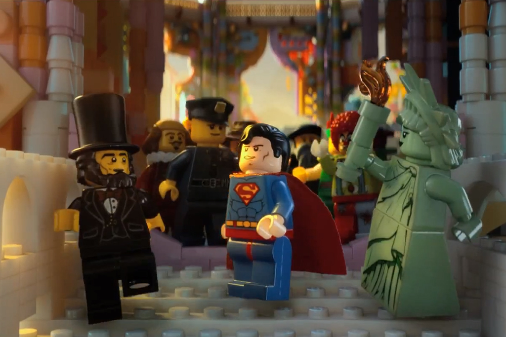 lego-movie-abraham-lincoln-superman-statue-of-liberty.jpg