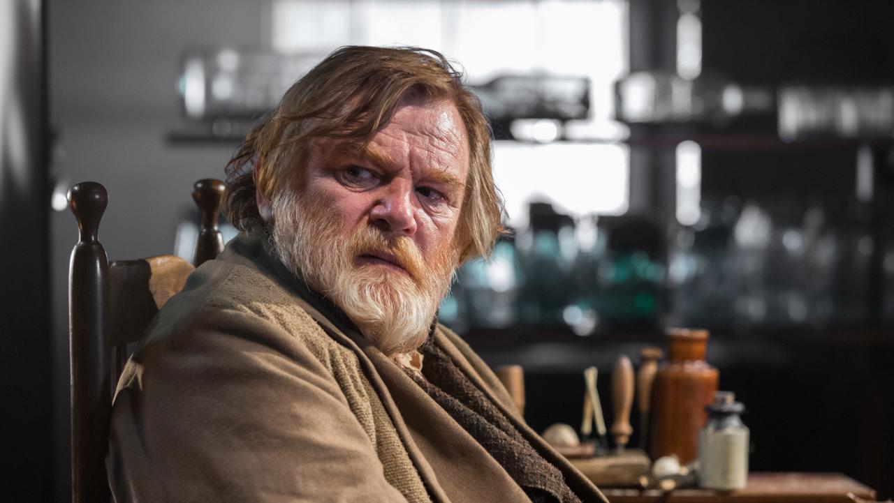 in-the-heart-of-the-sea-brendan-gleeson-xlarge.jpg