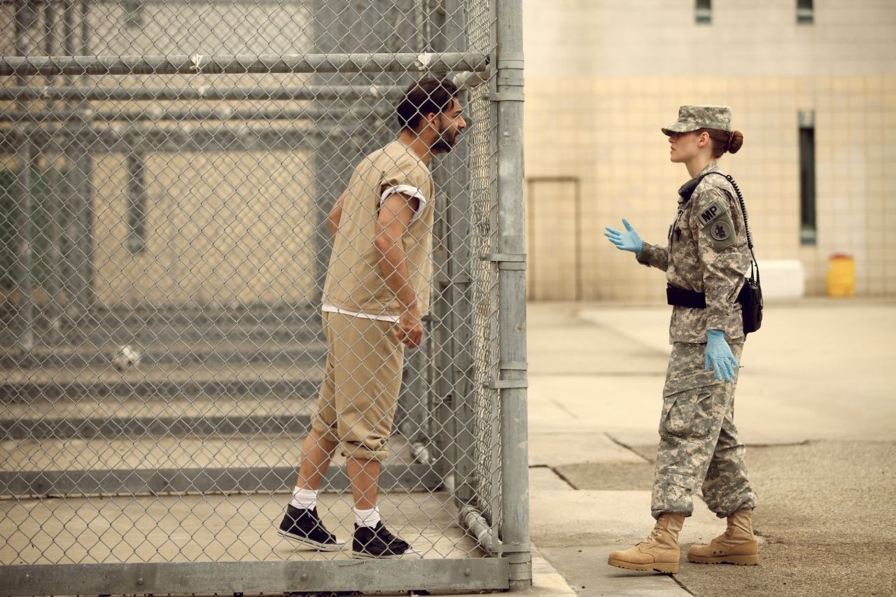 camp-x-ray-kristen-stewart-peyman-moaadi.jpg