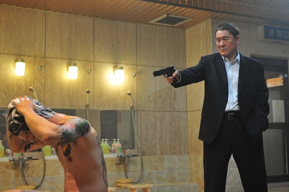 Takeshi-Kitano-OUTRAGE-2010-Magnolia-Home-Entertainment-all-rights-reserved-590x392.jpg