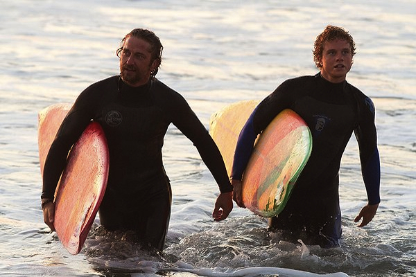 chasing_mavericks_3.jpg