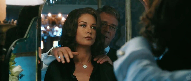 broken-city-crowe-zeta-jones.jpg