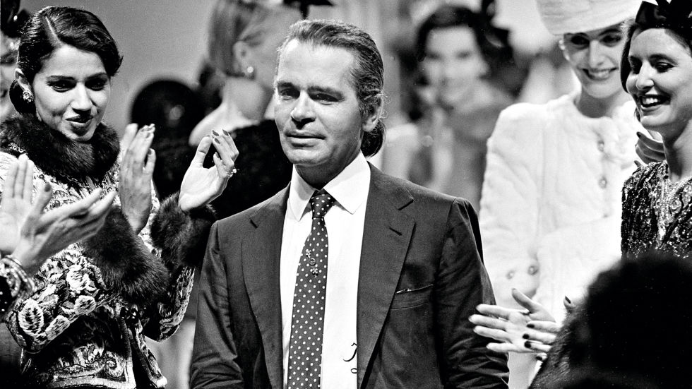 Karl Lagerfeld első éve a Chanel-nél, mint tervező.<br />1983