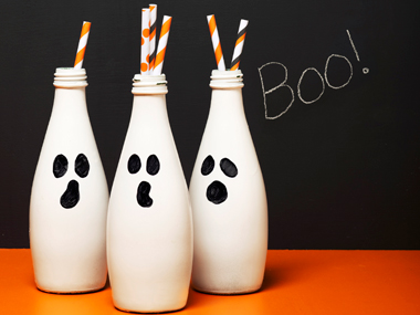 01-boo-bottles-spooky-crafts-sl.jpg