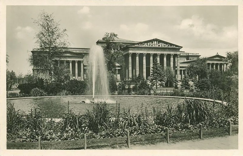 Szépművészeti parkkal - 1910-es évek.jpg