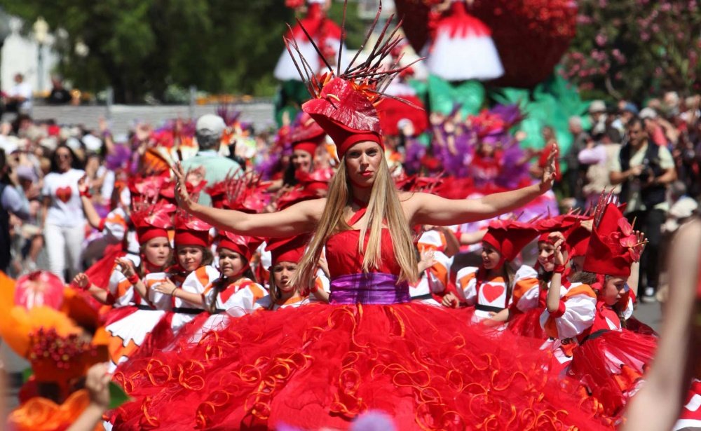 7099410-1000-1457083392-madeira1