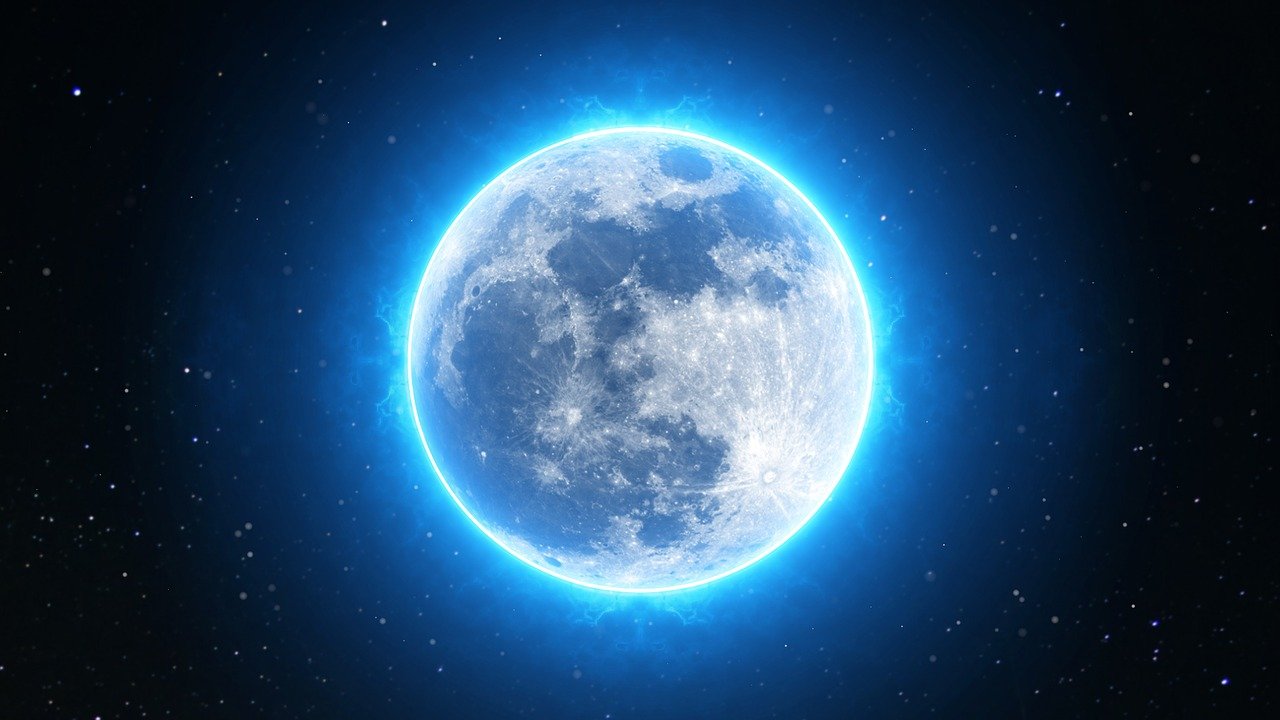 full-moon-2055469_1280.jpg