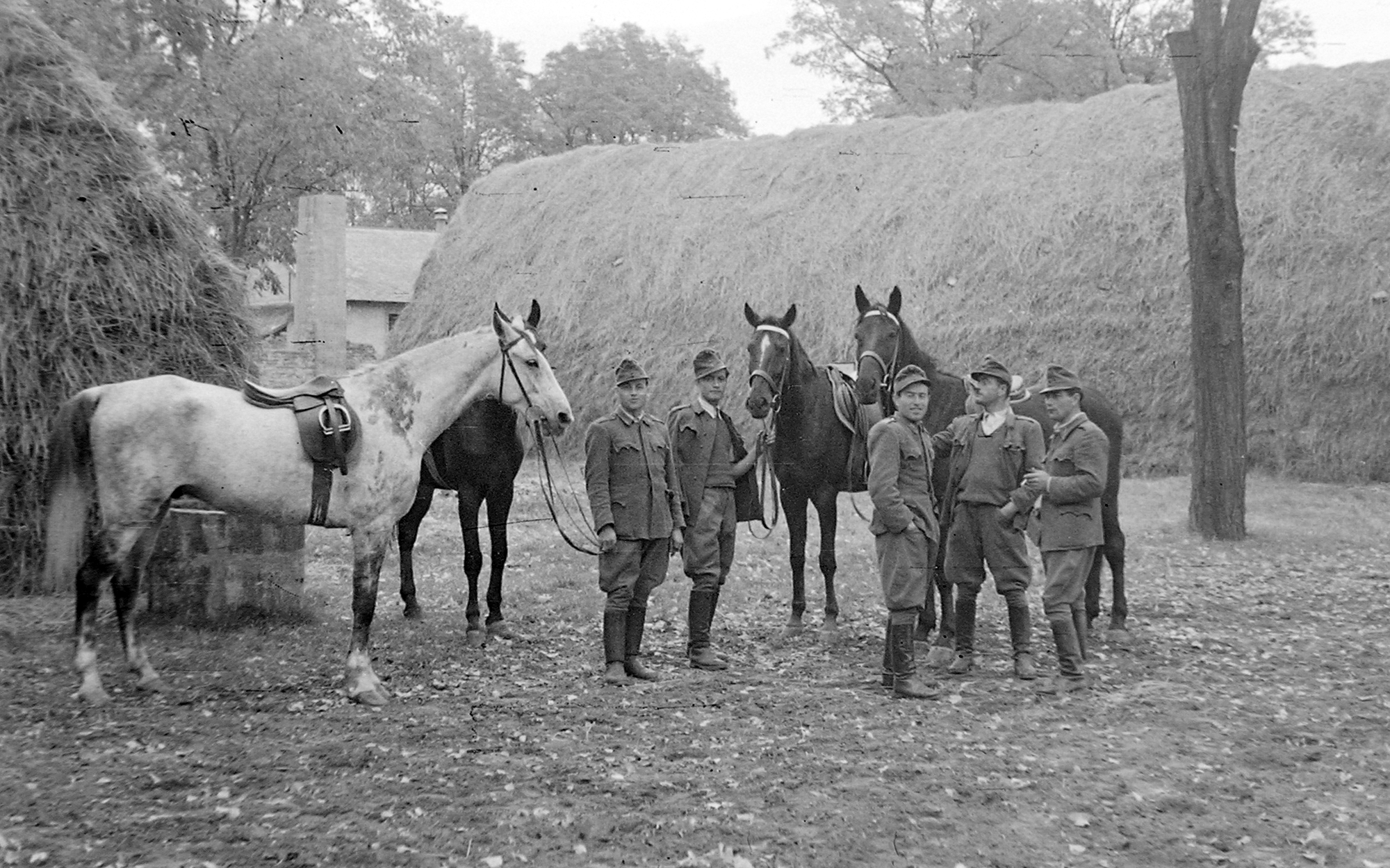 orkenytabori_lovasiskola_1948.jpg