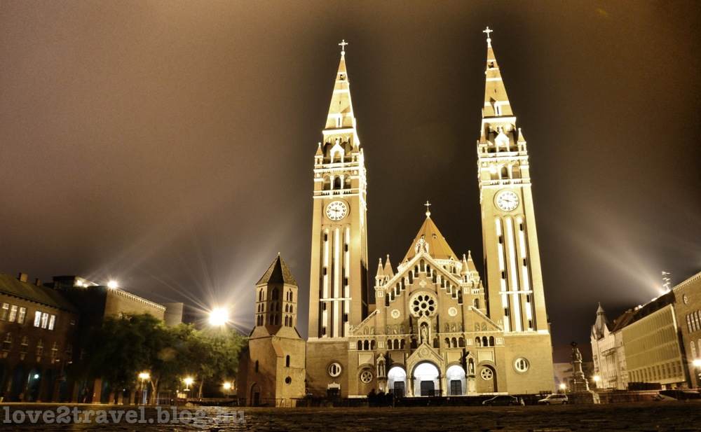 szeged dom.jpg