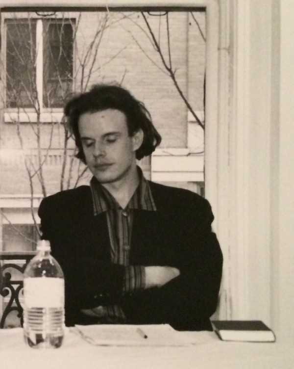 1991-hans-ulrich-obrist-dreaming-at-swiss-institute-during-his-first-lecture-in-new-york_-e1415901619741.jpg