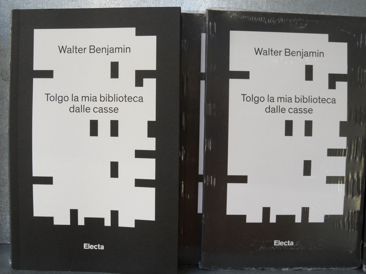 A Biennále alkalmából az Electa kiadó olaszul megjelentette Walter Benjamin esszéjét